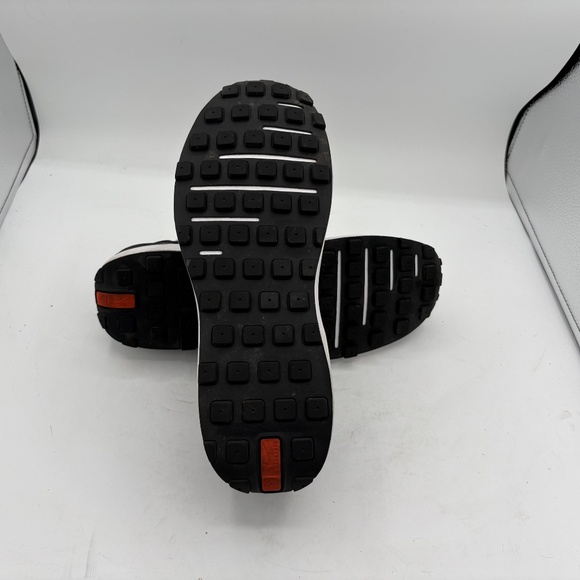 Nike Mens Waffle One Running Shoes DA7995-001 Men's Black/Black-White Size 9 - Picture 8 of 12